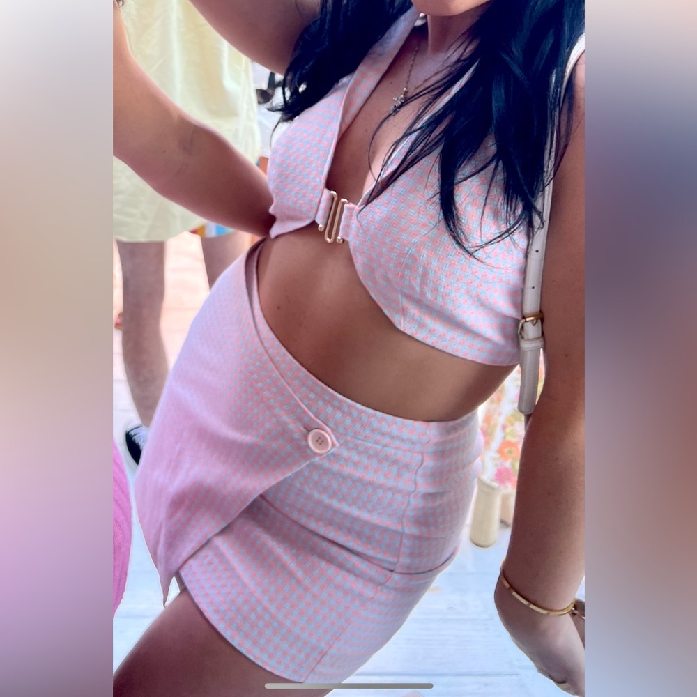 Beautiful pink& blue two piece set from hello molly worn once to Mtk day party